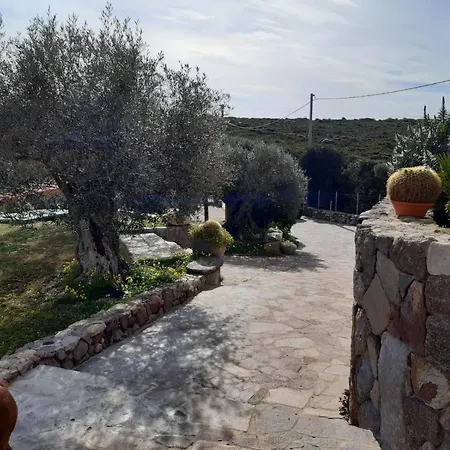 Is Praneddas SantʼAntìoco